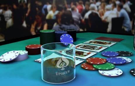 איך מורידים UPOKER